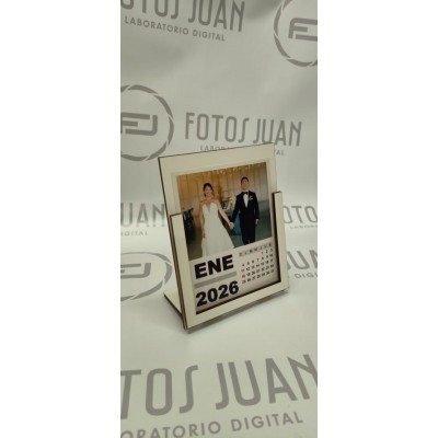 Calendario polaroid + Soporte